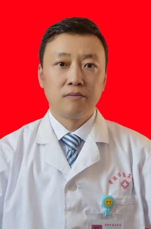 副主任医师 梁秀泉改_副本.jpg