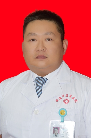 副主任医师 秦鹏改_副本.jpg